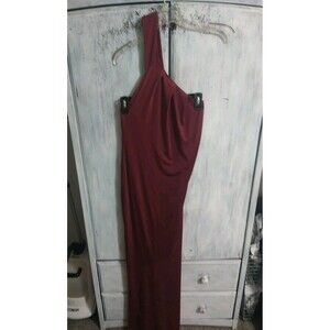 Love & Friends Maxi One Sleeve Dress Xs Nwt Sexy Burgundy